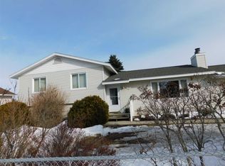 1105 Greenwood St, Petoskey, MI 49770