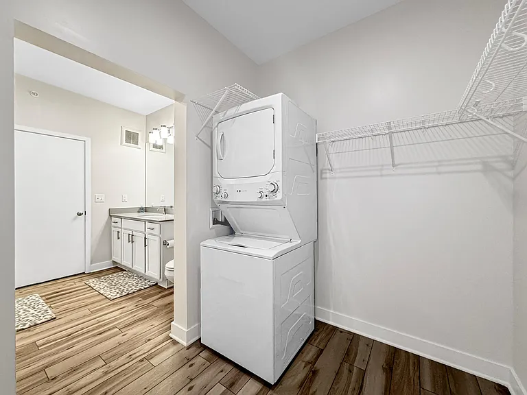 Stratford Pointe — Photo 32