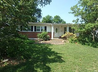 1490 Mullanphy Rd, Florissant, MO 63031