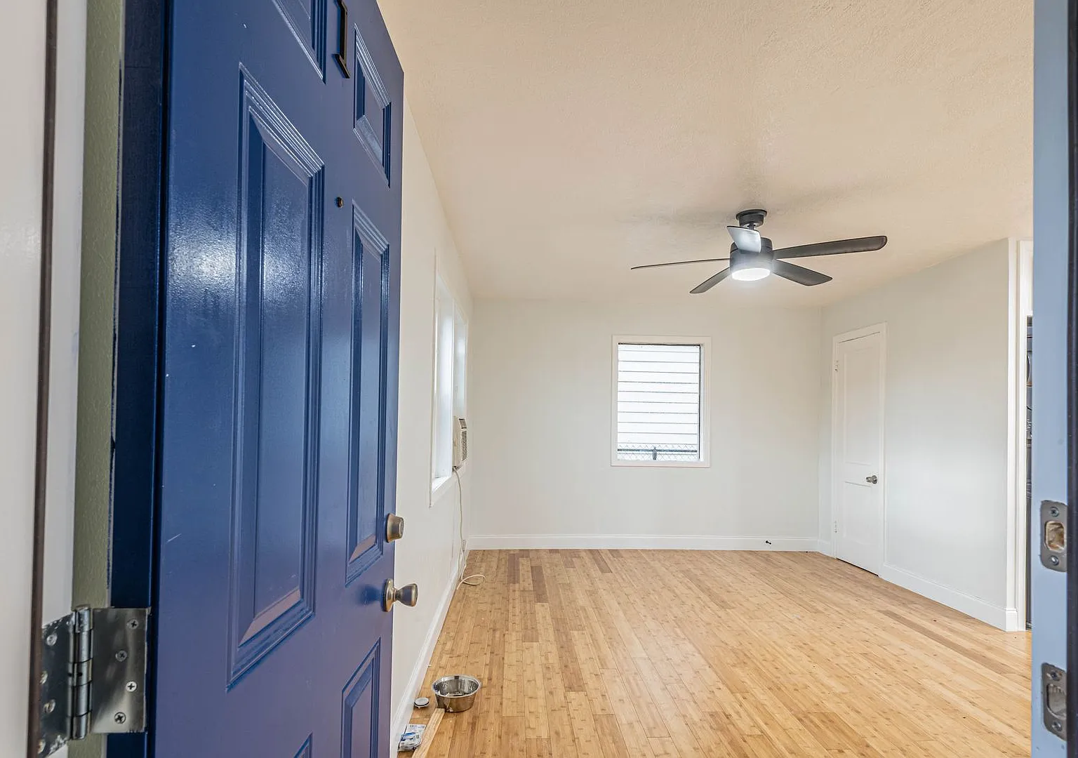 Rosewood 2303 #1 — Photo 2