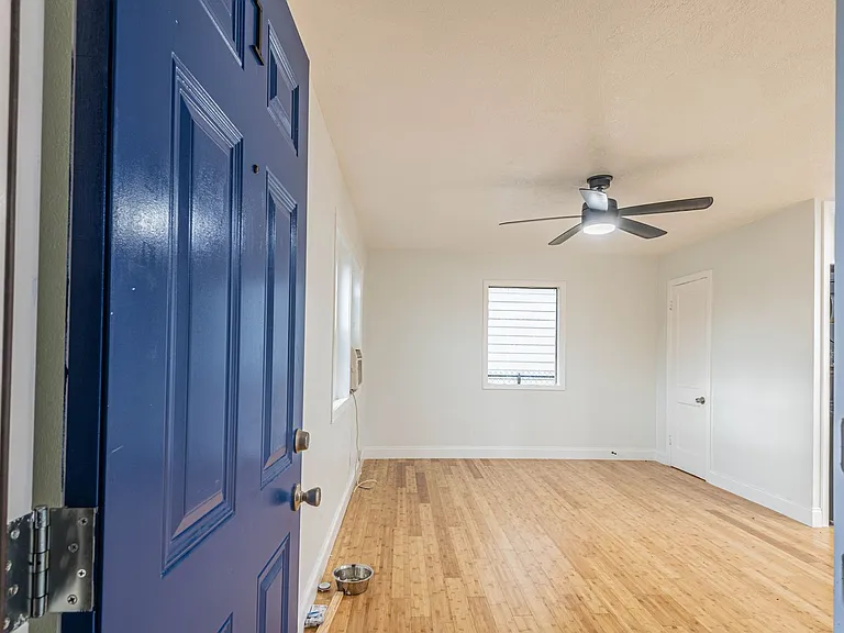 2303 Rosewood St #1 — Photo 2