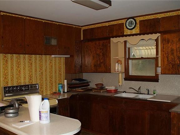5th image of 1617 Spruce St