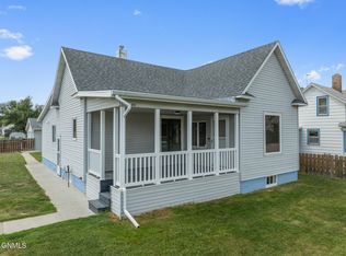 1001 5th Ave W, Williston, ND 58801