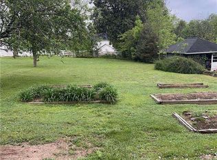 153 A W Roberts Dr, Ball Ground, GA 30107