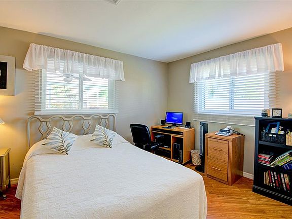 5th image of 145 Sandhurst Dr