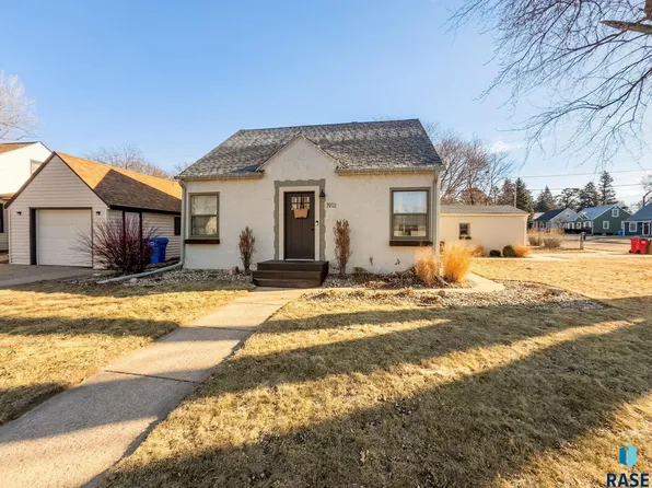1912 S 6th Ave, Sioux Falls, SD 57105