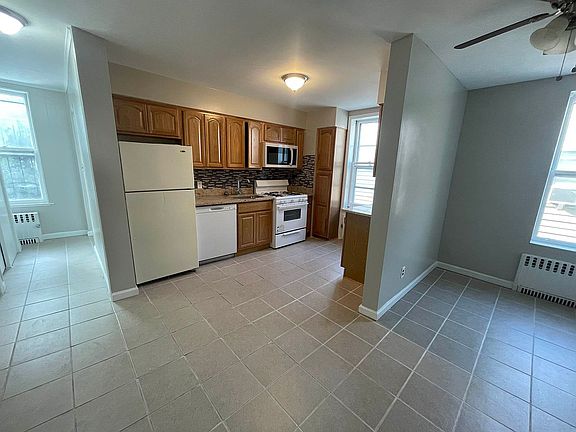 2nd image of 23-13 27th St #2