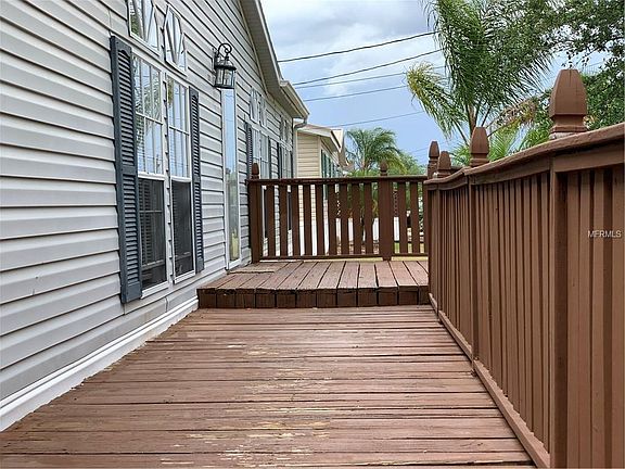 4th image of 3200 Silver Lake Ct