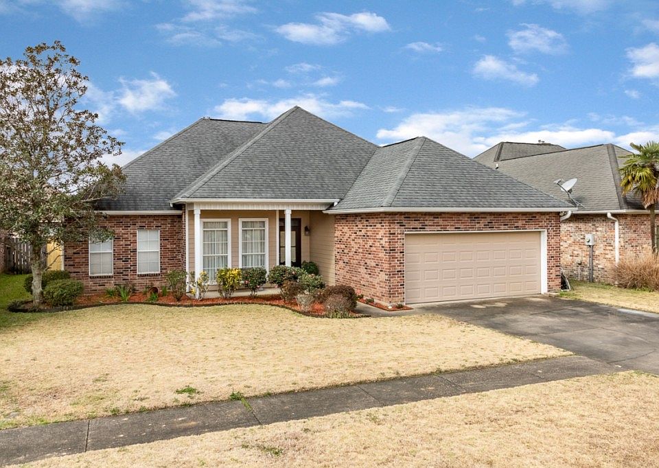 1st image of 704 Kaiser Dr