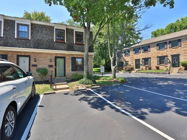 9763 Bunker Hill Ln, Cincinnati, OH 45242