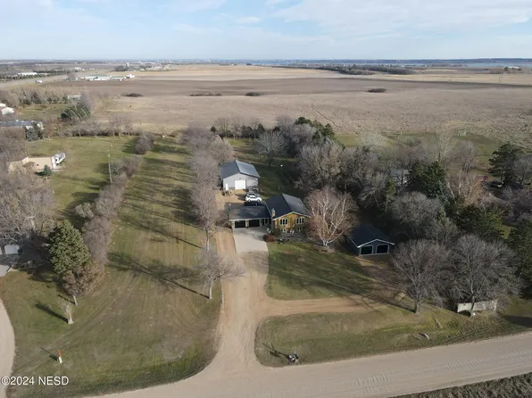17222 449th Ave, Watertown, SD 57201