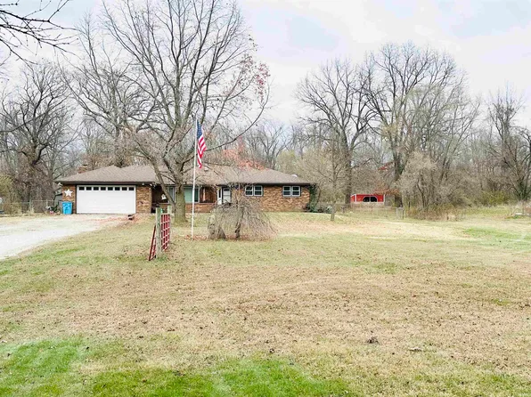 27467 New Rd, North Liberty, IN 46554
