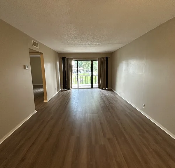 1855 Poplar Woods Cir W #1-303 — Photo 5
