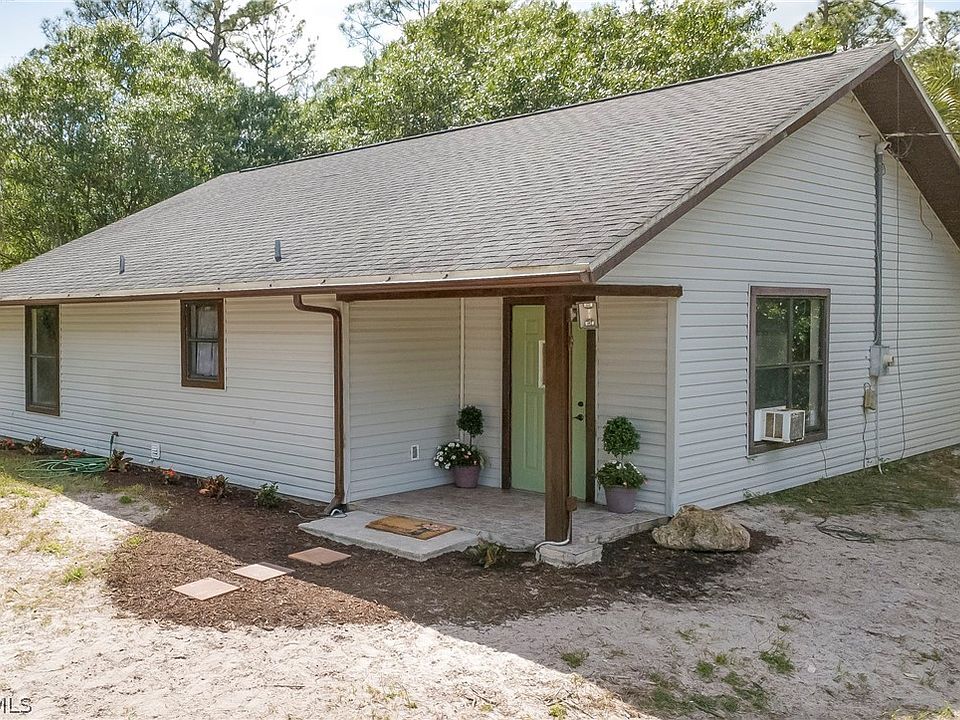 1st image of 1063 Debbie Ln