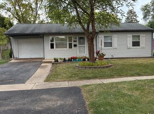 1729 Laurel Ave, Hanover Park, IL 60133