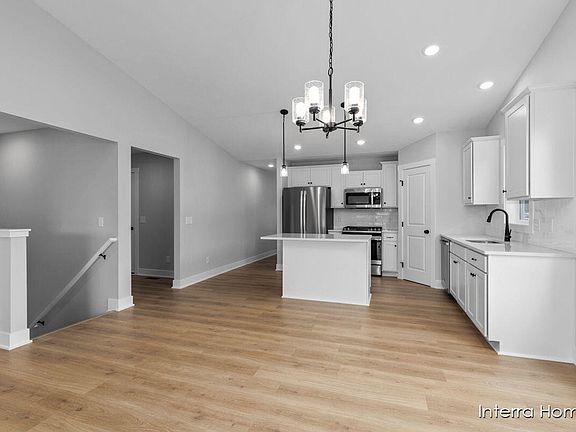 4th image of 12351 Hawley Dr #20