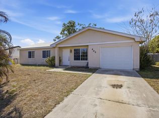 402 SW Eastport Cir, Port Saint Lucie, FL 34953