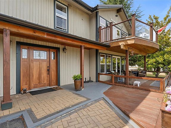 2nd image of 1671 Fawcett Rd