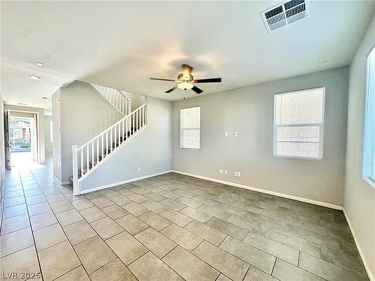2646 Topaz Blue St — Photo 11
