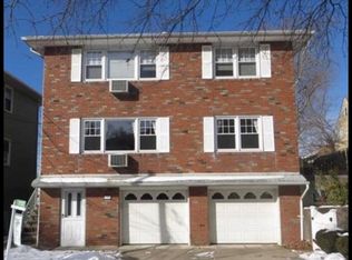 409 Mayer Ct, Ridgefield, NJ 07657