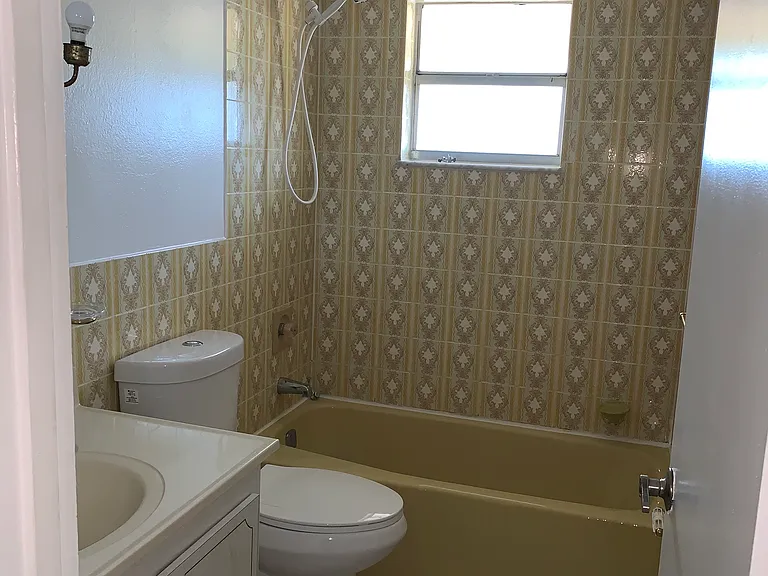 1301 NW 12th Ave #410A — Photo 19