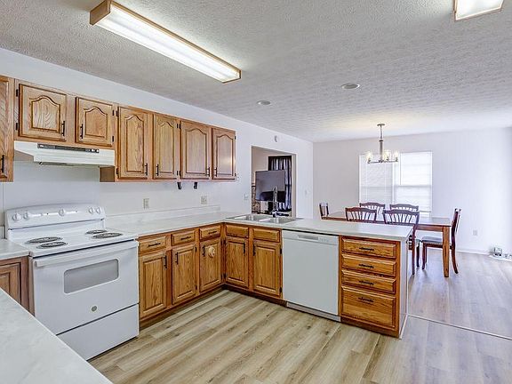 3rd image of 100 Ariel Ln Lot 2