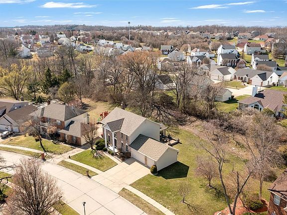 4th image of 4021 Hartwick Ct
