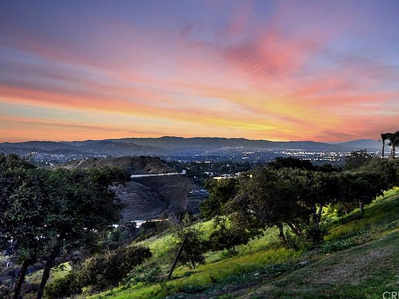 5th image of 24458 Park Granada