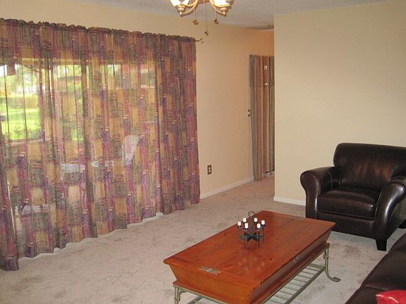 4th image of 4576 Suburban Pines Dr