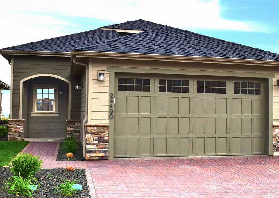 1st image of 24490 E Pinnacle Ct