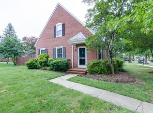 3317 S Stafford St, Arlington, VA 22206