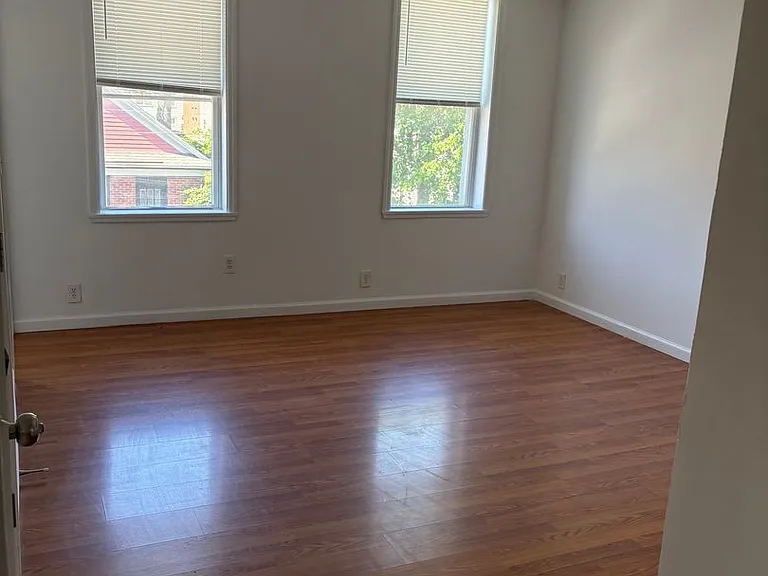 2410 3rd Ave — Photo 3