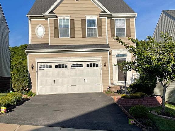 2nd image of 6109 Granville Ct