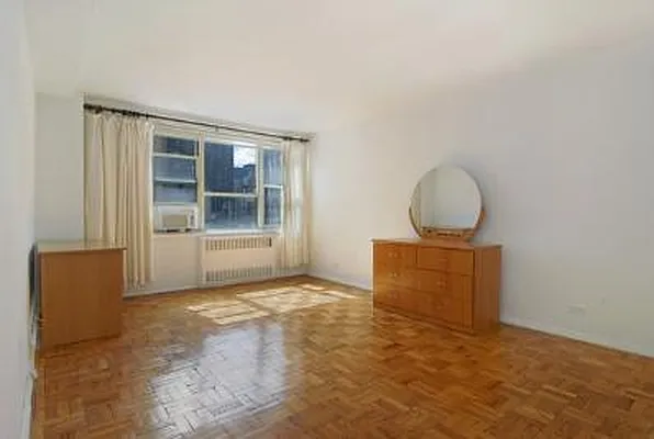 Sold by Corcoran | media 11