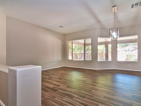 3rd image of 9664 E Navarro Ave
