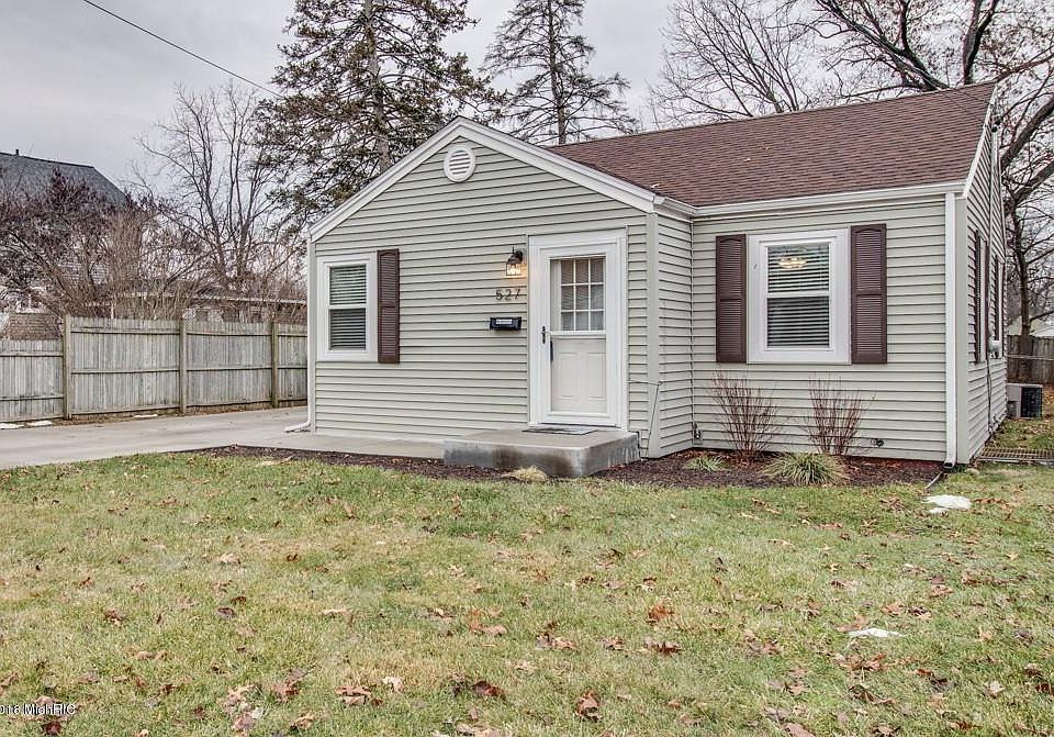 1st image of 527 Orleans Ave