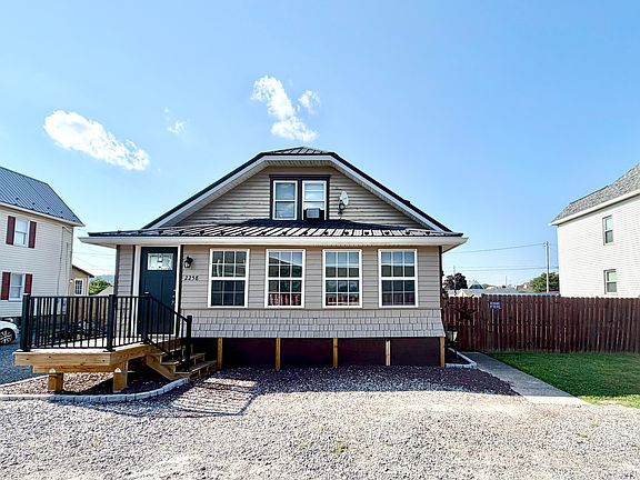 2nd image of 2258 Central Ave