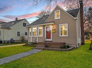 1427 W Hazelhurst St, Ferndale, MI