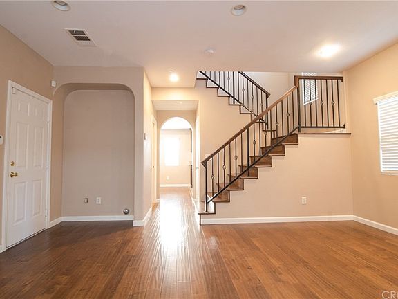 2nd image of 11542 216th St Unit 2