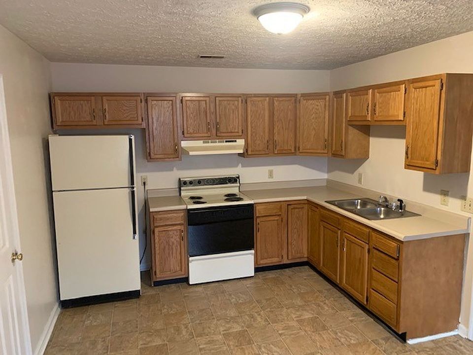 1st image of 409 Noble King Ct