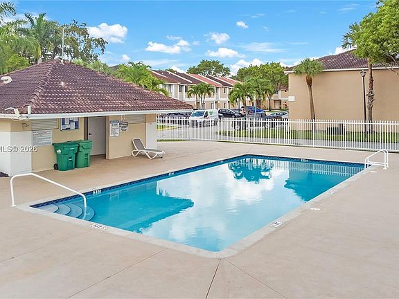 2nd image of 13909 SW 178th St