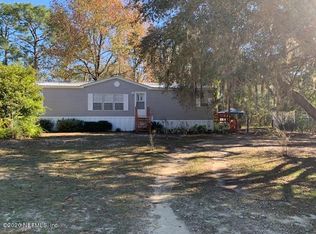 124 Walker St, Interlachen, FL 32148