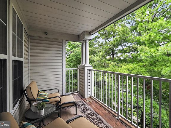 4th image of 10100 Ridge Manor Ter #5000-L