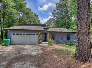 2660 Hewatt Rd, Snellville, GA 30039