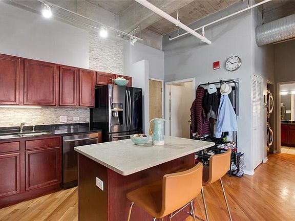 4th image of 2029 Grand Ave Unit 315