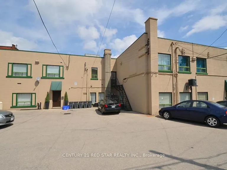 630 Main St E #202 — Photo 9