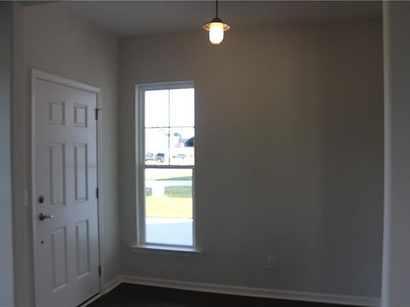 3rd image of 1064 Autumns Wood Cir E