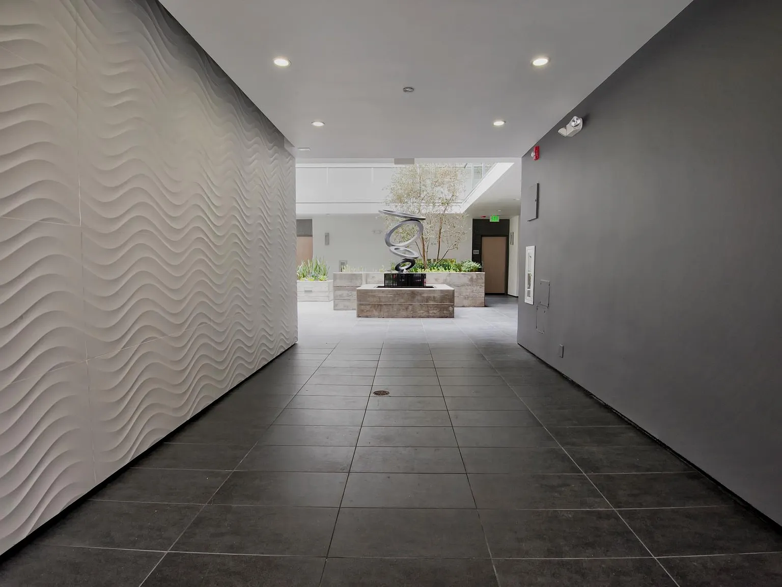 1810 Selby Ave — Photo 3