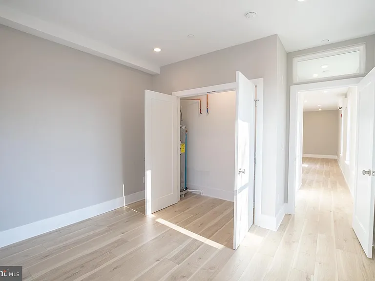 720 N Preston St #2R — Photo 9