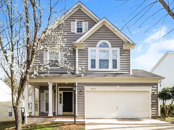 8927 Little Hampton Pl, Charlotte, NC 28215